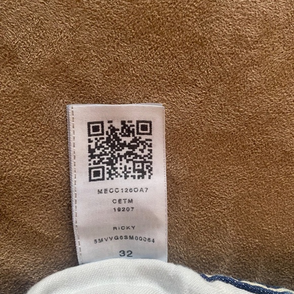 True Religion Men’s shorts - Picture 5 of 9